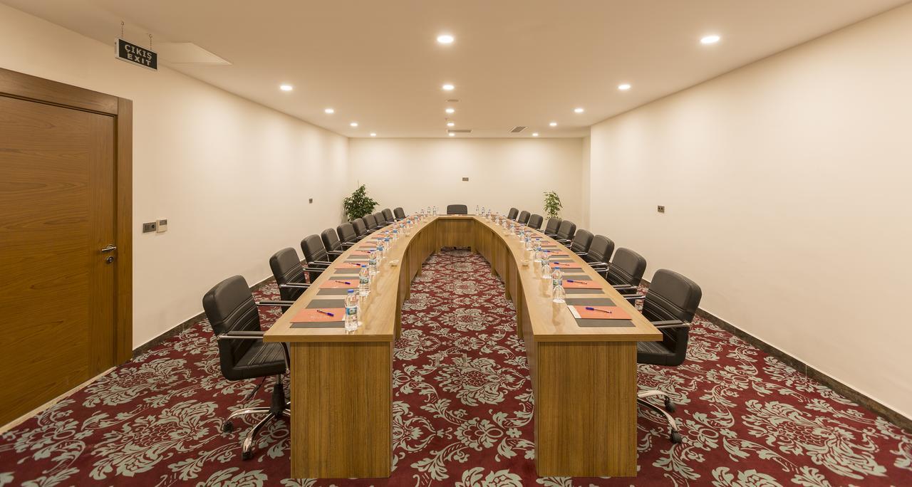 Yilmazoglu Park Hotel Газиантеп Екстериор снимка