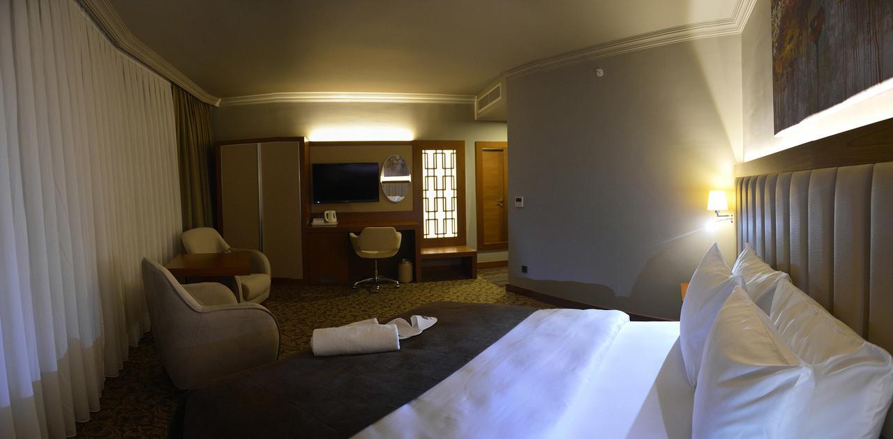 Yilmazoglu Park Hotel Газиантеп Екстериор снимка